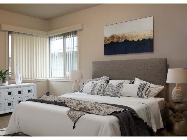 Hale Apartments photo 2
